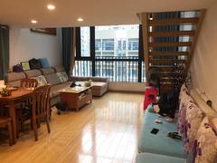 <b class=redBold>奥园峯荟</b> 全屋家私家电全新定制 9月份后起租 南北通透