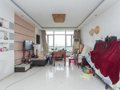 都市花园西区 3室2厅1厨2卫 139.6m² 整租