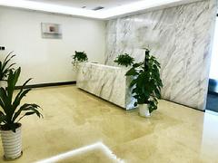 京基滨河时代大厦 875平精装高区电梯口门面 地鉄直达