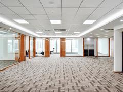 京基滨河时代大厦 产权面积413m²赠送80平,豪华装修,带稳定租约