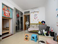 <b class=redBold>帝景峰</b> 1室1厅1厨1卫 36.99m² 精致装修